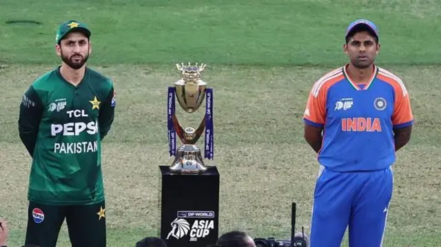 બીબીસી ગુજરાતી એશિયા કપ ક્રિકેટ મોહસિન નકવી ક્રિકેટ બોર્ડ ટુર્નામેન્ટ ટ્રૉફી