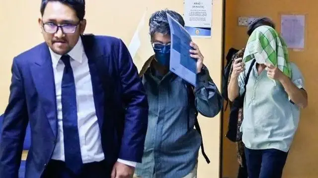 Pihak pengacara terdakwa juga menyebutkan Meriance secara sadar bekerja menjadi asisten rumah tangga dengan tanpa paksaan.