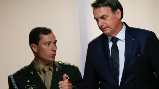 Mauro Cid e Jair Bolsonaro