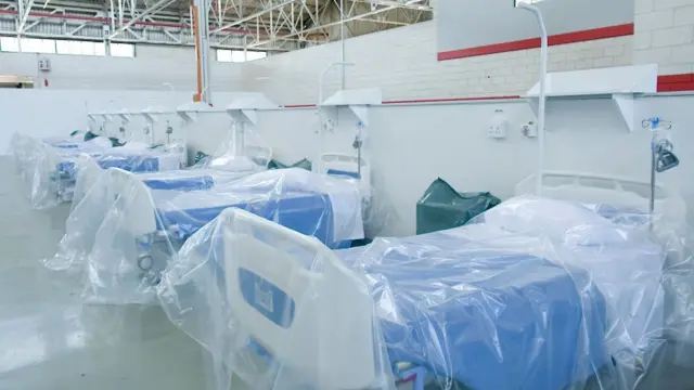 Le Rev Dr Elizabeth Mamisa Chabula-Nxiweni Field Hospital a été construit en collaboration avec l'agence de développement allemande et le constructeur automobile Volkswagen (VW), le plus grand investissement allemand en Afrique du Sud.