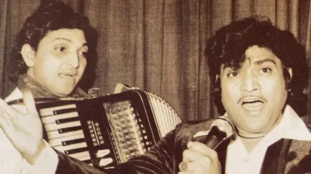 નરેશ કનોડિયા, મહેશ નરેશ, હિતુ કનોડિયા, ગુજરાતી સિનેમા, ચલચિત્ર, ગુજરાત, મેરૂ માલણ, તમે રે ચંપો ને અમે કેળ, ઢોલા મારૂ, હિરણને કાંઠે, ફિરઝ ઈરાની, હિતેનકુમાર, વિક્રમ ઠાકોર, સ્નેહલતા