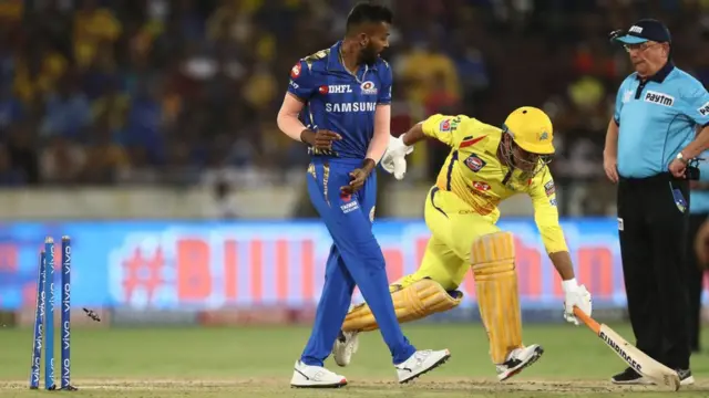 ధోనీ రనౌట్