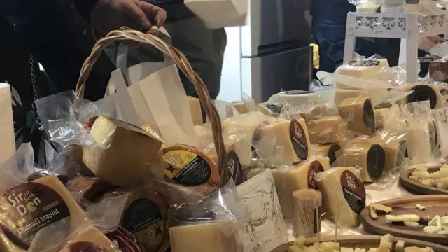 Фестивал сира у Дому омладине