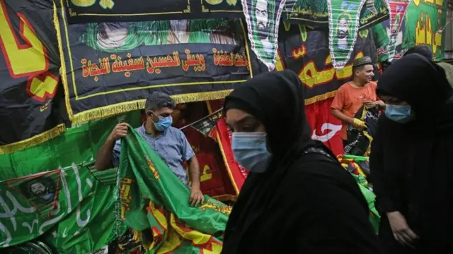 التزام بالكمامات في مدينة الصدر