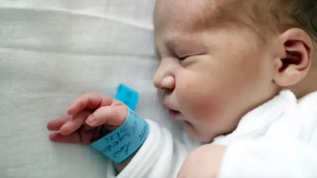 መብዛሕትና ዓቢና ትርጉምን ጽልዋን ሽምና ክሳዕ እንፈልጥ ምስ ተወለድና ዝወጽኣልና ሽም ሒዝና ኢና ንቕጽል