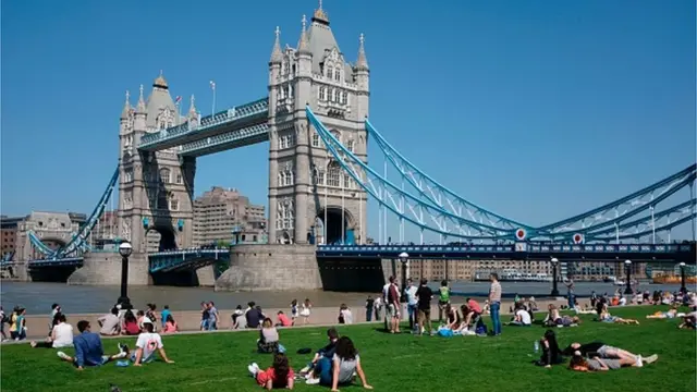 спека у Британії