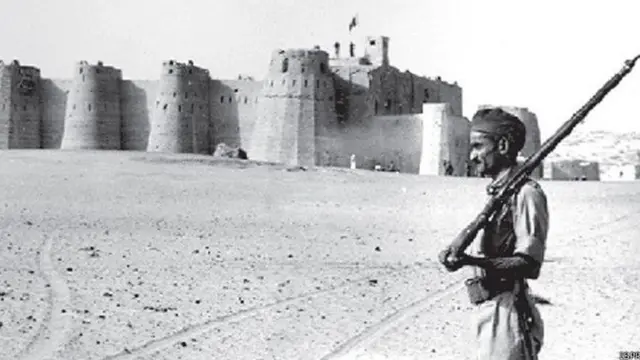 24 اپریل کو بریگیڈیئر افتخار جنجوعہ کی قیادت میں پاکستانی فوجیوں نے سیرا بیت پر قبضہ کر لیا