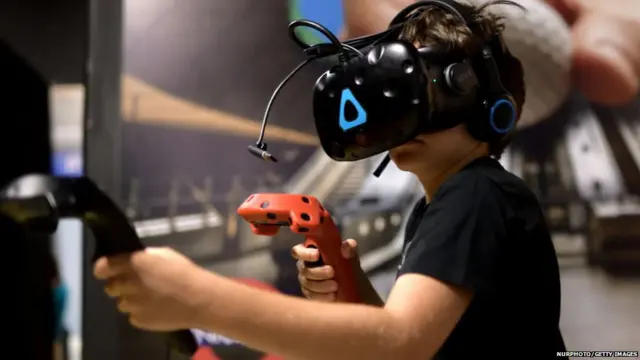 वर्चुअल रिएलिटी