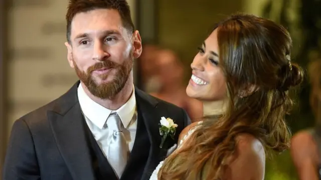 லியோனல் மெஸ்ஸியும் ஆண்டோனெல்லா ரோக்குசோவும்