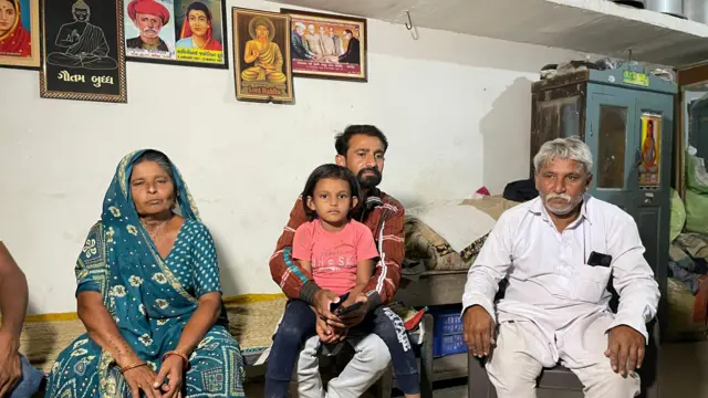 દલિત, પોલીસ રક્ષણ, ઍટ્રોસિટી, ઉના, જૂનાગઢ, ગુજરાત, સુરેન્દ્રનગર, બીબીસી ગુજરાતી, ગુજરાતના સમાચાર