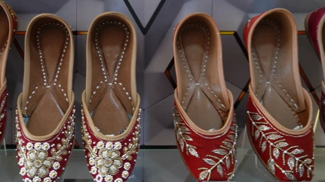 ਪੰਜਾਬੀ ਜੁੱਤੀ