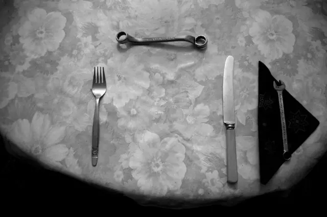 Cubiertos y llaves.