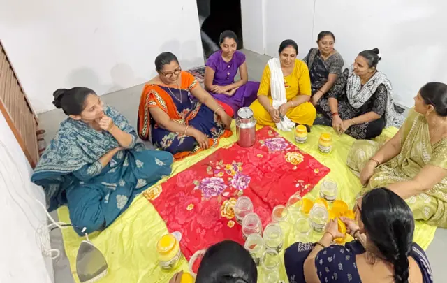 બીબીસી ગુજરાતી કચ્છ ગૌશાળા ખેડૂત ગાય દૂધ કોઓપરેટિવ