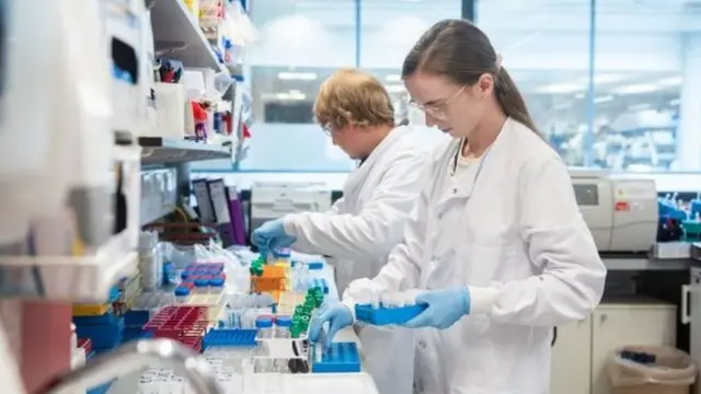 واکسن کرونا