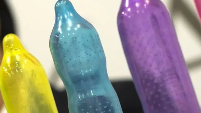 நவராத்திரி காலகட்டத்தில் அதிகரிக்கும் ஆணுறைகளின் விற்பனை