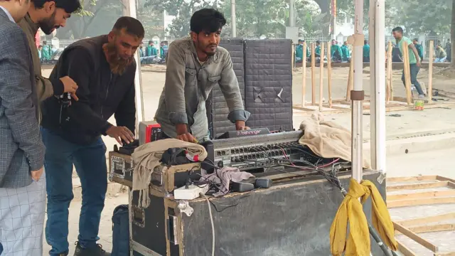 শহীদ মিনারে 'মার্চ ফর ইউনিটি'র প্রস্তুতি চলছে