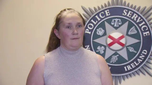 መርማሪት ሊንሴ ፊሸር፡ ድሕነት ነበርቲ ንምርግጋጽ ፖሊስ ኣበርቲዑ ከም ዝሰርሕ ትገልጽ