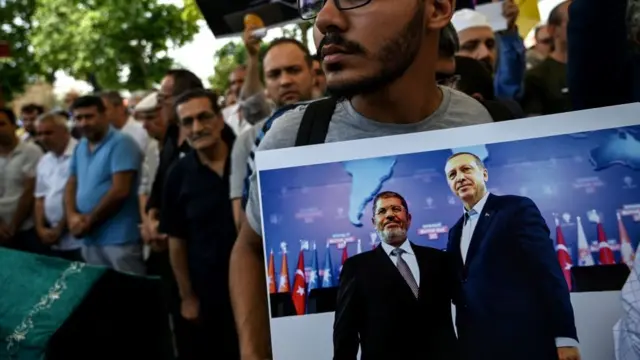 Mursi için cenaze namazı