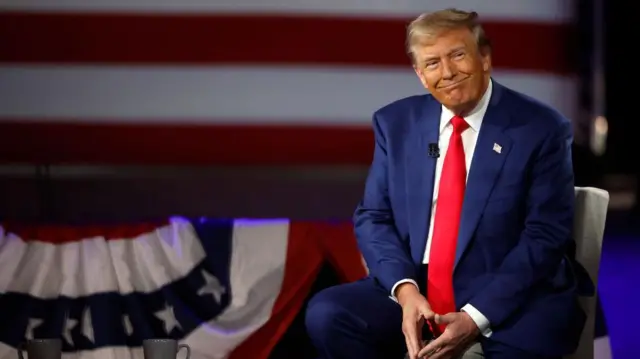 डोनाल्ड ट्रंप