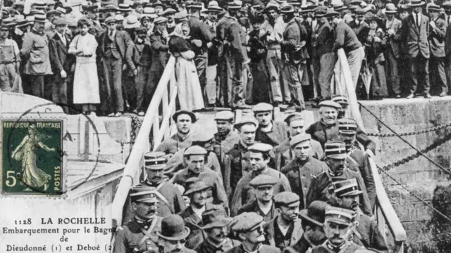 పోలీసులు