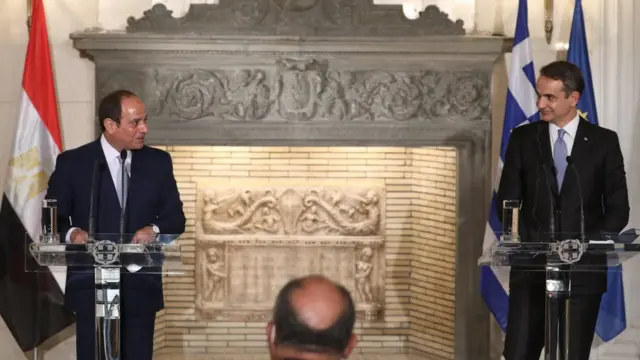 Mısır Cumhurbaşkanı Abdülfettah es-Sisi ile Yunanistan Başbakanı Kiryakos Miçotakis