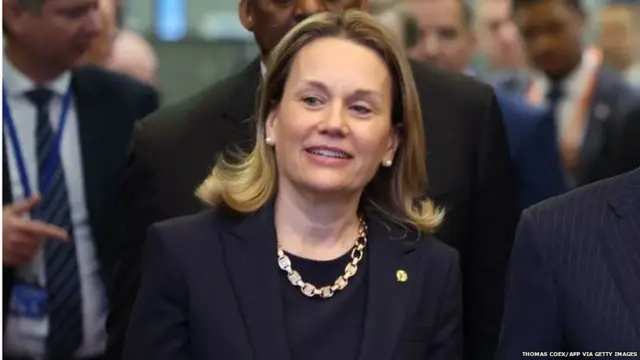 अमेरिका की नेटो राजदूत जूलियाना स्मिथ