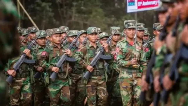 মিয়ানমারের সৈন্য সংখ্যা আনুমানিক সাড়ে চার লাখ