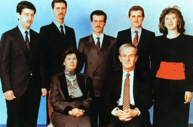 બશર અલ-અસદ, સીરિયા, અમેરિકા, રશિયા, આરબ દેશો, મધ્યપૂર્વ, બીબીસી ગુજરાતી