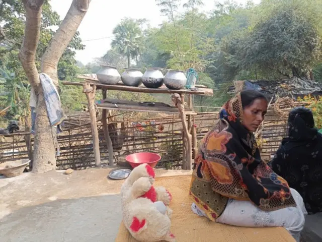 રેબિકાનાં માતા ચાંદી પહાડિન