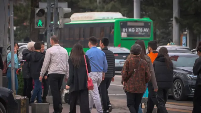 Бир нече жыл мурун 15 мүнөттө жеткен жерге азыр 30-40 мүнөт керектелет