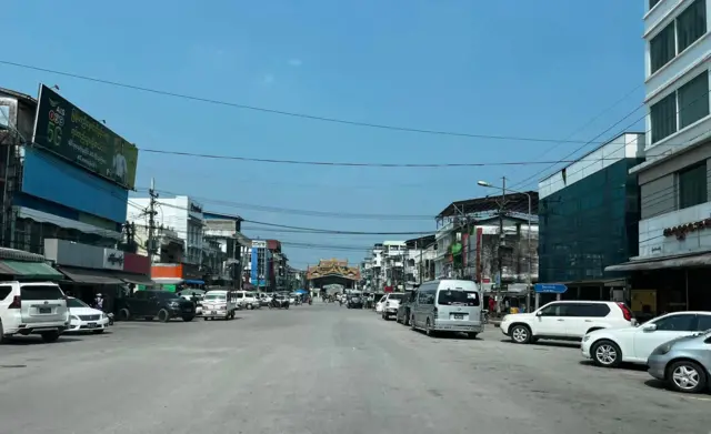 မြဝတီမြို့ မြင်ကွင်း 