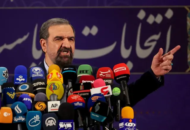 سخنرانی محسن رضایی همزمان با ثبتنام برای نامزدی انتخابات ریاستجمهوری ۱۴۰۰ در وزارت کشور ایران