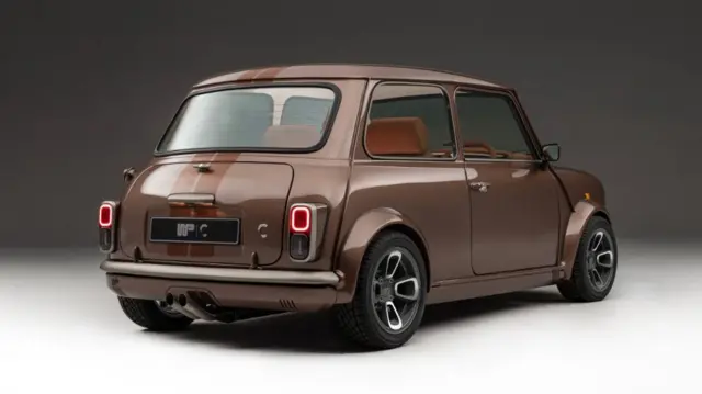 وود اند پیکت در دهه شصت میلادی با لوکس‌کردن محصولات مینی به شهرت رسید