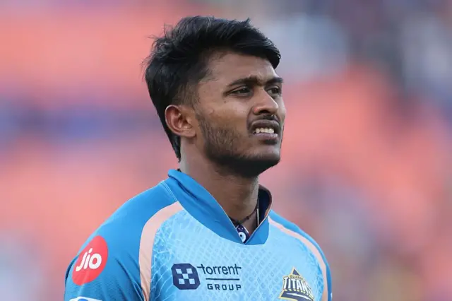 ஐபிஎல் 2026: இன்று களமிறங்கும் 4 தமிழ்நாடு வீரர்கள். யாரிடம் என்ன எதிர்பார்க்கலாம்?