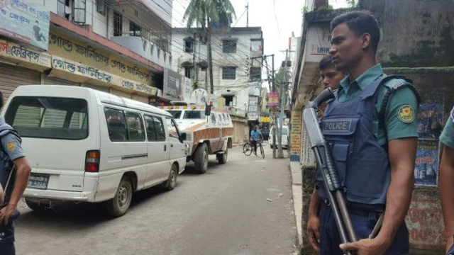 পুলিশের জঙ্গি বিরোধী একটি অভিযানের ছবি (ফাইল ফটো)
