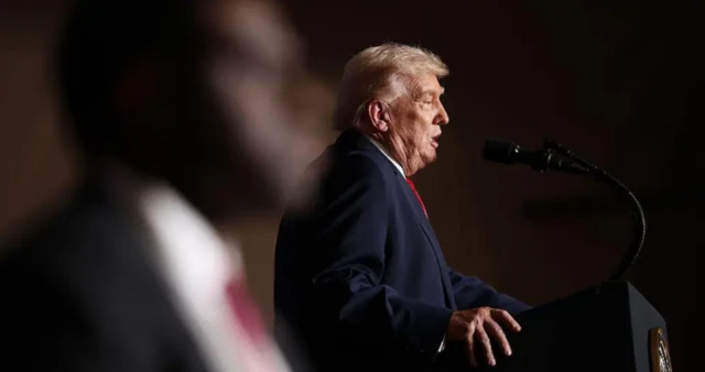 ABD Başkanı Donald Trump daha önce Ilhan Omar için "radikal sol bir deli" demişti