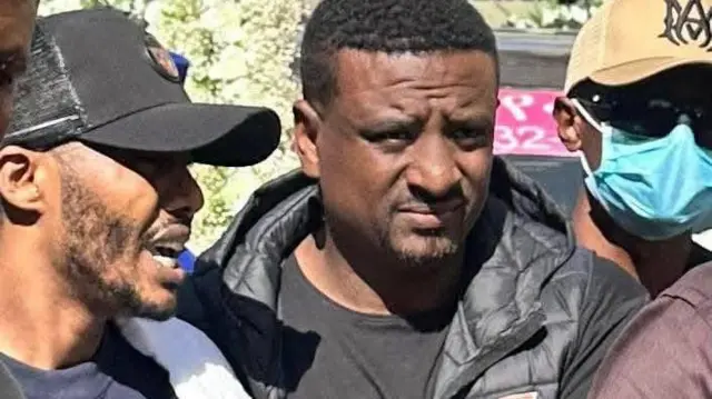 Artist Andu'aalam owwaalcharratti argameera