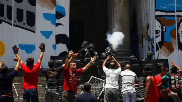 متظاهرون برازيليون