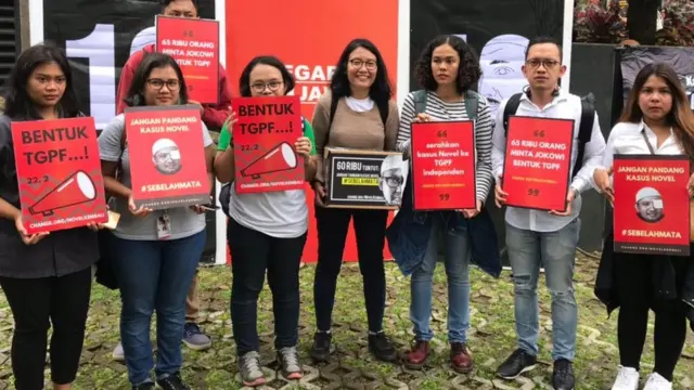 Aktivis tetap setia mendukung KPK dan Novel Baswedan dalam pemberantasan korupsi.