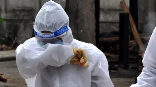 કોરોનામાં અનેક લોકોએ પોતાના સ્વજનો ગુમાવ્યા