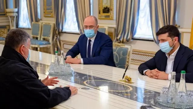 Боротьба банд за маршрутки. Аваков про масову стрілянину у Броварах