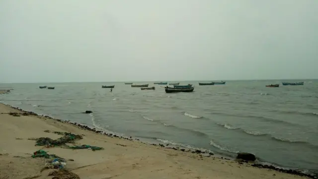 வலுவிழந்தது கஜ புயல்; குறைந்தது நான்கு பேர் உயிரிழப்பு