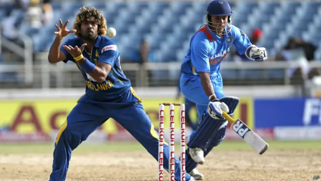 ලසිත් මාලිංග 2015 න් පසු එක්දින තරඟ සඳහා එක්වෙමින්