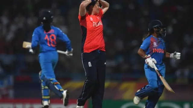 आईसीसी महिला विश्व टी20, महिला वर्ल्ड टी20, इंग्लैंड बनाम भारत, भारत बनाम इंग्लैंड, मिथाली राज, हरमनप्रीत कौर, ENGvIND, WT20, INDvENG, Mithali Raj, Harmanpreet Kaur