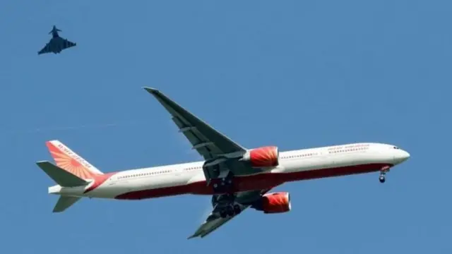 पाकिस्तान ने भारत से व्यापारिक रिश्ता तोड़ा, राजदूत भी बुलाएगा वापस