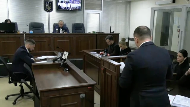 Андвокат Тимошенко Олександр Готін під час судового засідання у ВАКС 20 квітня 2026 року