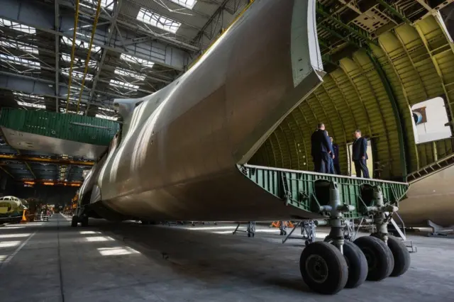 урочистості з нагоди 70 річниці конструкторського бюро "Антонов", другий літак Ан-225 "Мрія", 31 травня 2016 року