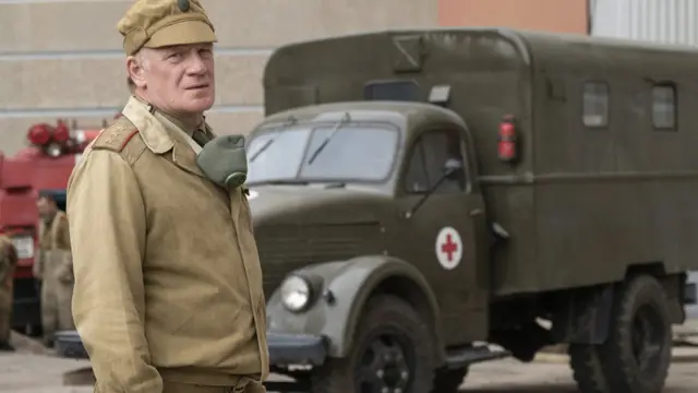 кадр из сериала