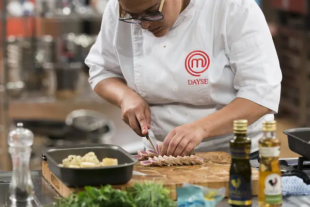 Parapoto se enfrentó a los comentarios de los otros concursantes con humor.