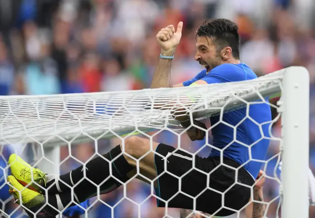Buffon tras eliminar a España en la Eurocopa 2016.